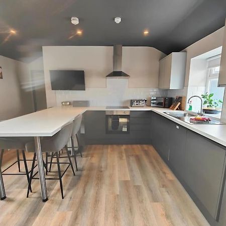 Sloane Modern 2 Bedroom Seafront Apartment Blackpool Ngoại thất bức ảnh