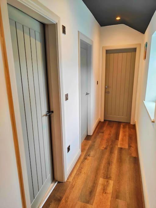 Sloane Modern 2 Bedroom Seafront Apartment Blackpool Ngoại thất bức ảnh