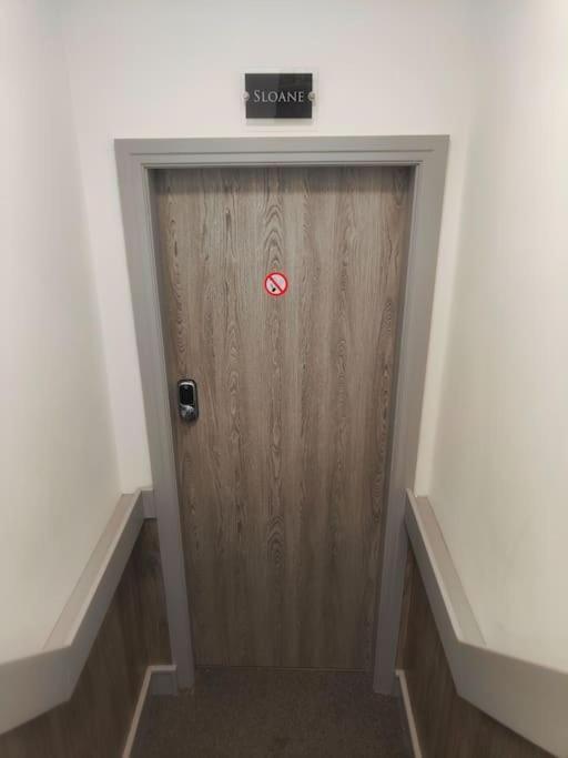 Sloane Modern 2 Bedroom Seafront Apartment Blackpool Ngoại thất bức ảnh