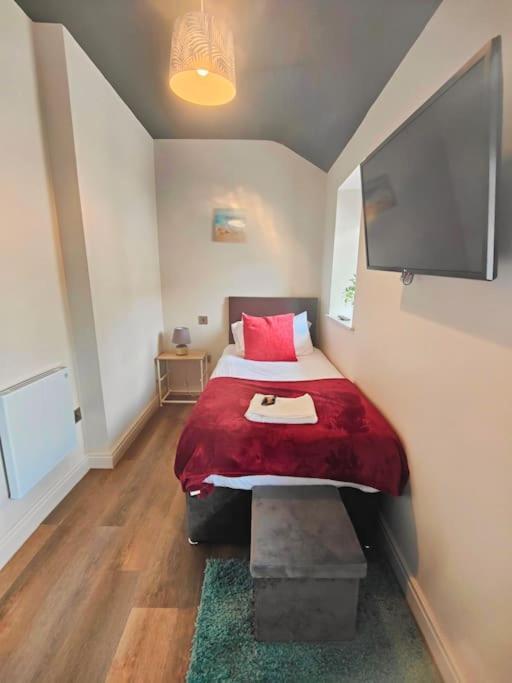 Sloane Modern 2 Bedroom Seafront Apartment Blackpool Ngoại thất bức ảnh